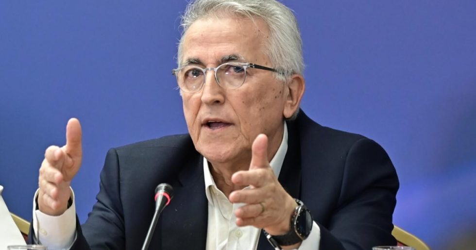 Ο Παναγόπουλος δίνει συνέντευξη Τύπου στη σκιά των αποκαλύψεων